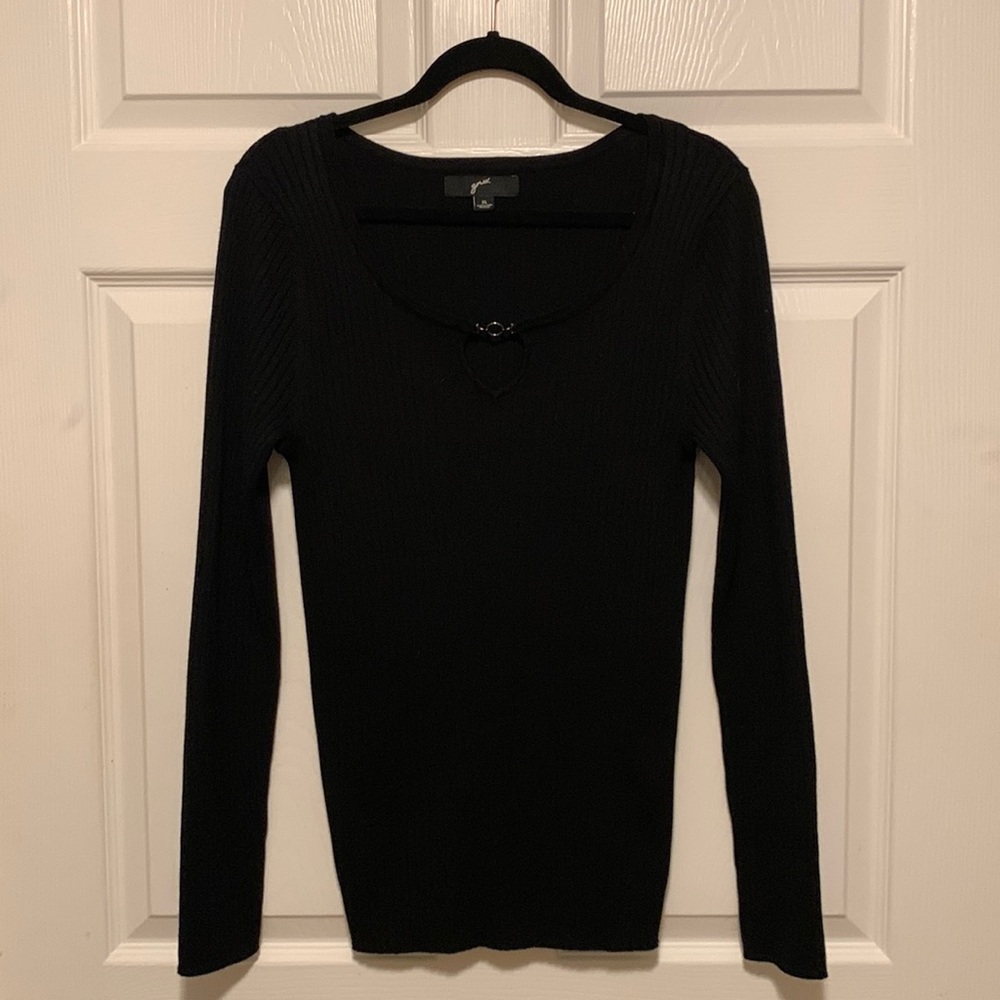 Women’s Black Keyhole Long Sleeve sweater size XL
